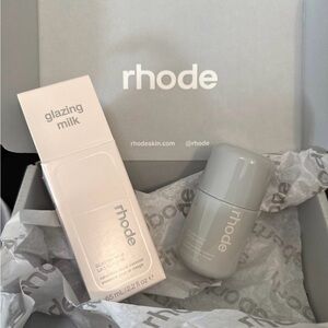 RHODE Glazing Milk Facial Essence